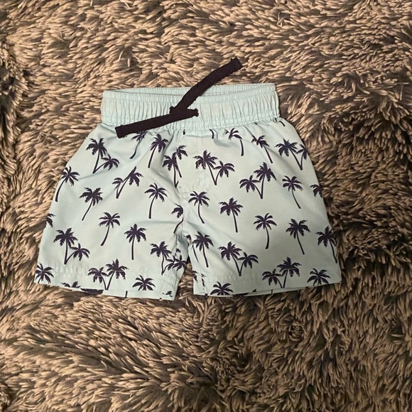 Infant Rash-guard and Short Set - Picture 4 of 5